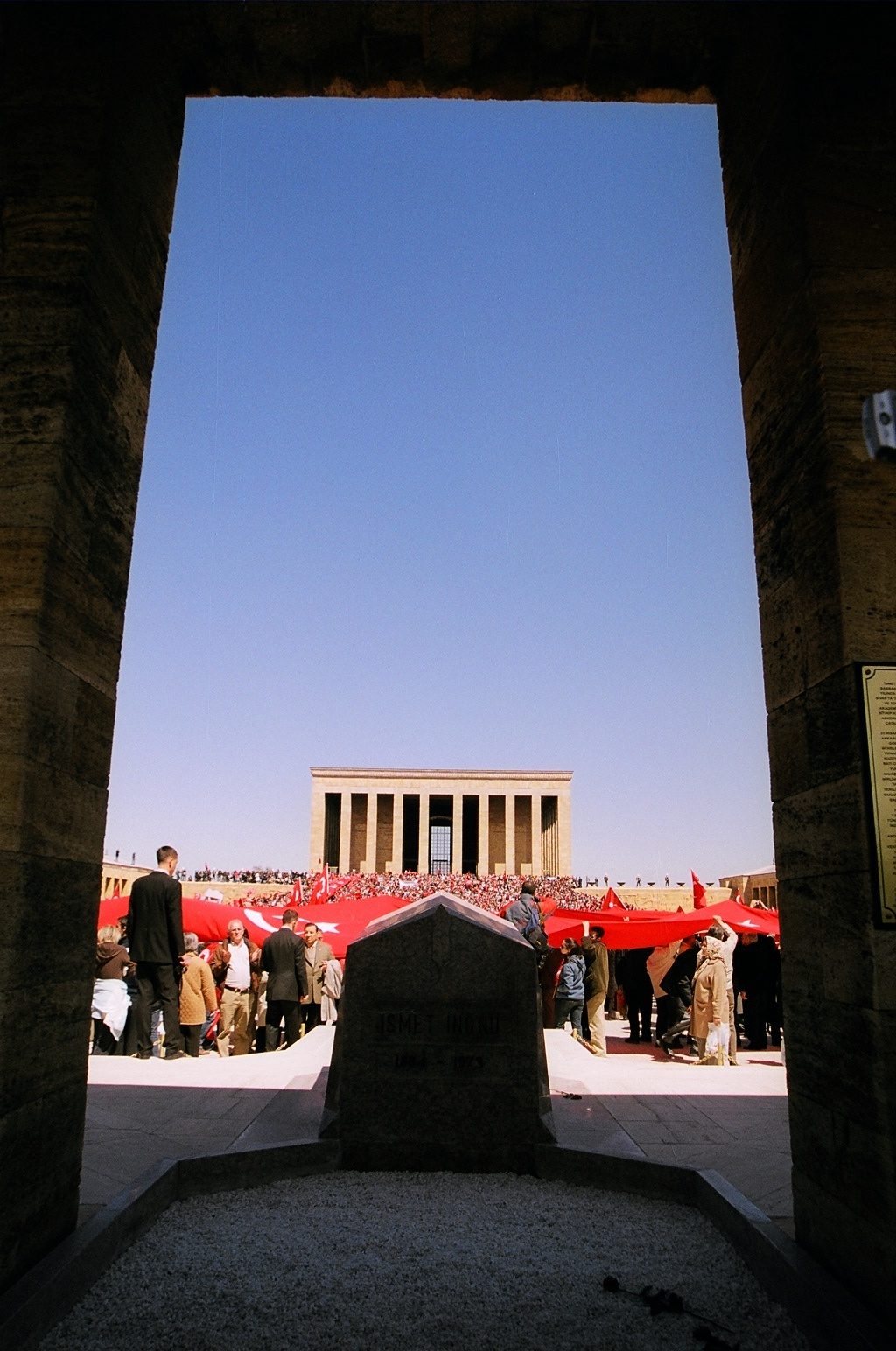 Atatürk'ün El Yazısıyla Yakutça Notu: Anıtkabir'de Saklı Sibirya Bağlantısı