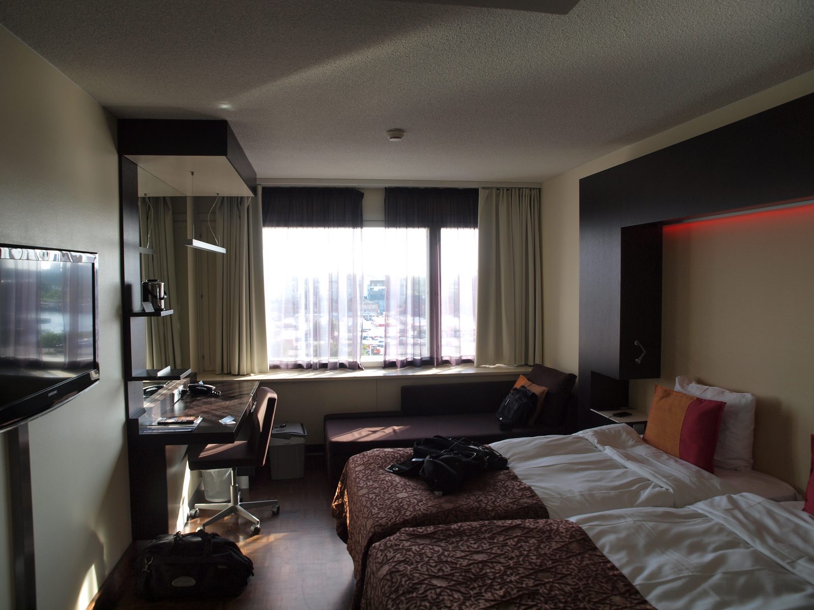 Booking'de "0 TL Otel" Triki Efsanesi: Sosyal Medyadaki İddia Neden Yalan Çıkıyor?