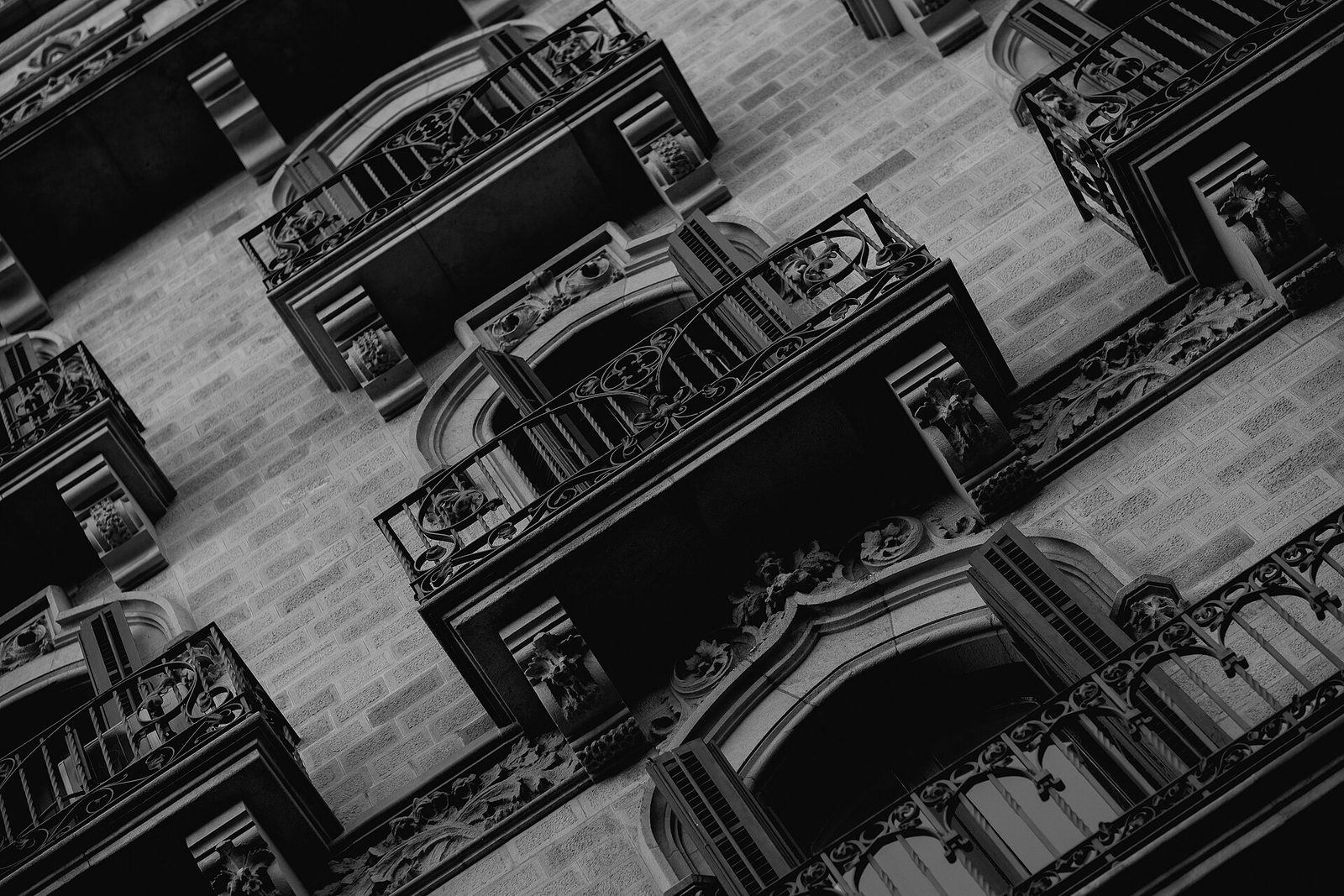 Barselona'da Airbnb Bitiyor mu? 2026'da Daire Kiralamanın Zorlaştığı Şehirler