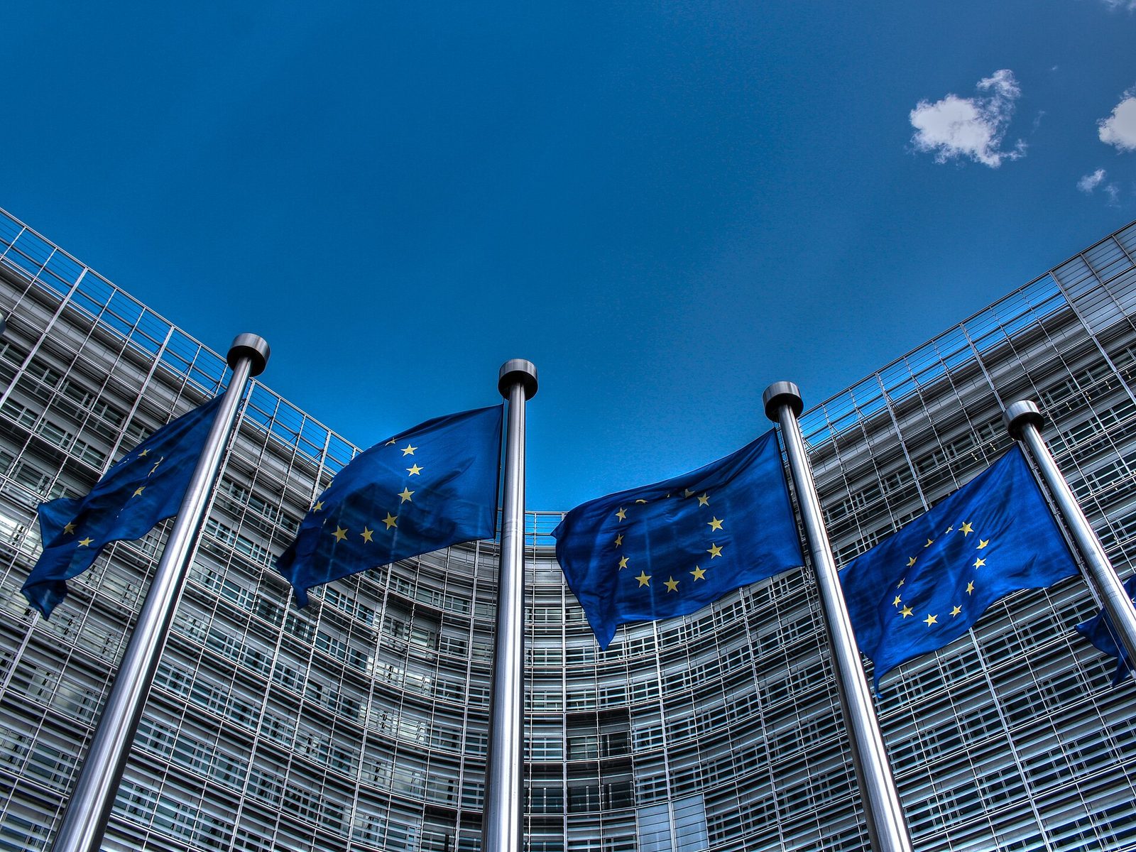 Schengen Vizesi Tamamen Dijitalleşiyor: Etiket Kalkıyor, Başvuru Tek Platforma Taşınıyor — Ne Zaman?