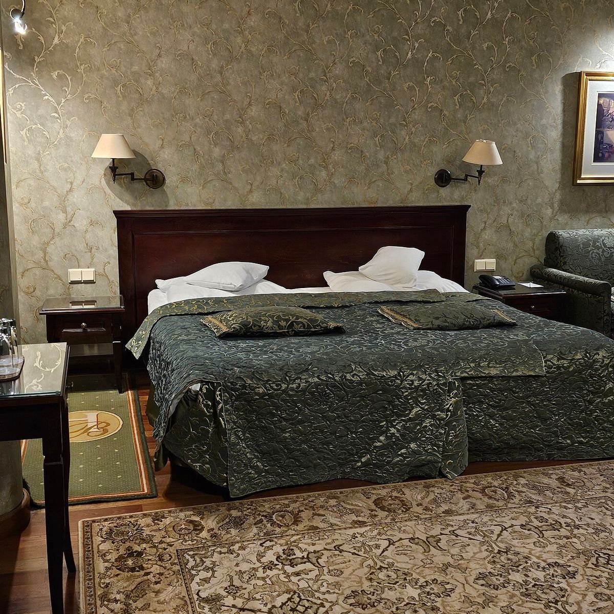 Airbnb mi Otel mi? Yurt Dışında Hangisi Daha Mantıklı?