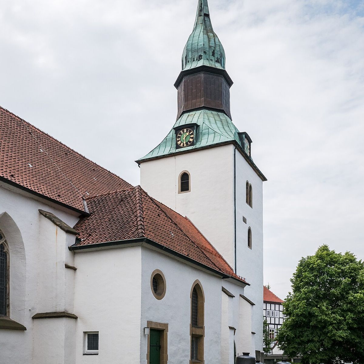 Almanya’da Unutulmuş Bir Osmanlı Mezarı: Osnabrück’teki “Sar