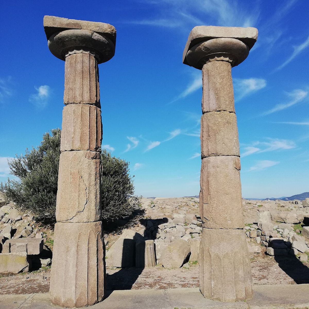 Assos Gezilecek Yerler: Athena Tapınağı, Behramkale ve Kadır