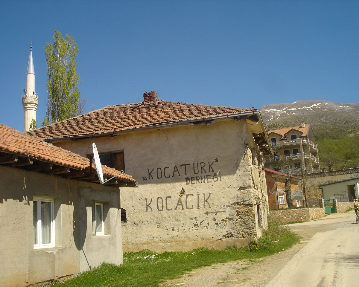 Atatürk’ün Babasının Evi: Makedonya’nın Kocacık Köyünde Tari