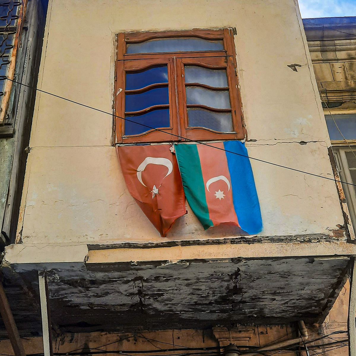 Azerbaycan Zafer Günü'nü Neden 10 Kasım'da Değil 8 Kasım'da 