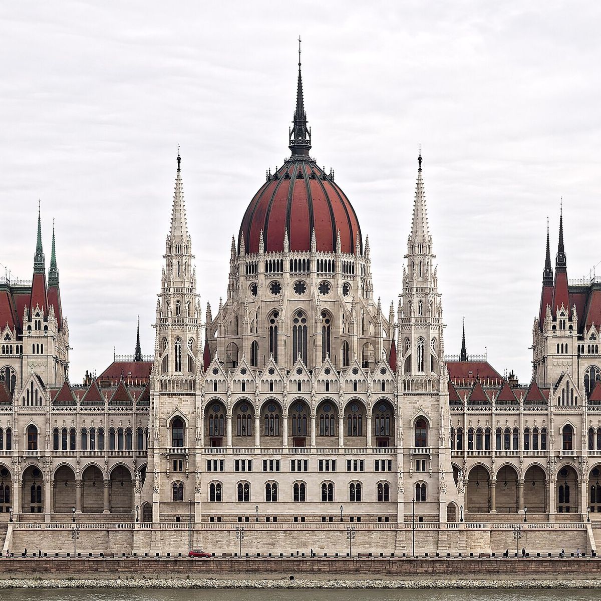 Budapeşte'de Bir Türkoloji Efsanesi: Dünyanın İlk Kürsüsü Ge