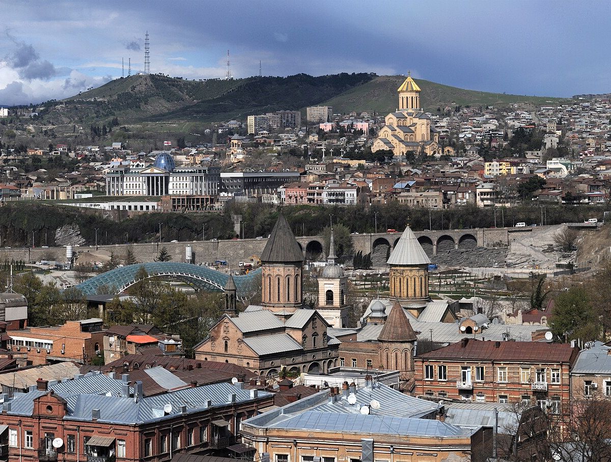 Gürcistan’a Kimlikle Gidilir mi? Tiflis ve Batum Gezi Rehber