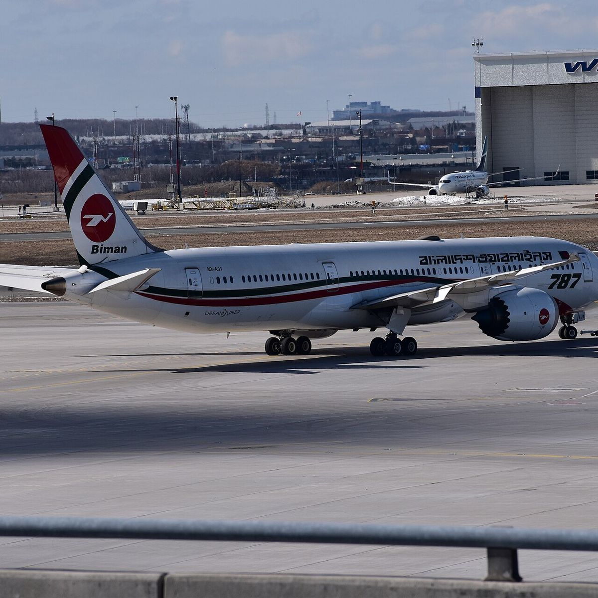 Havalimanında Pasaport Kontrolünde Ne Sorulur? İlk Kez Yurt
