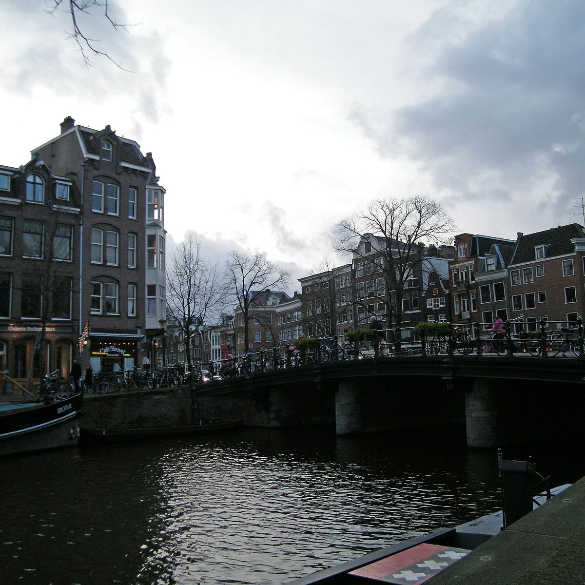 Hollanda’da Hostel Rehberi: Amsterdam’da Ucuza Kalmak Mümkün