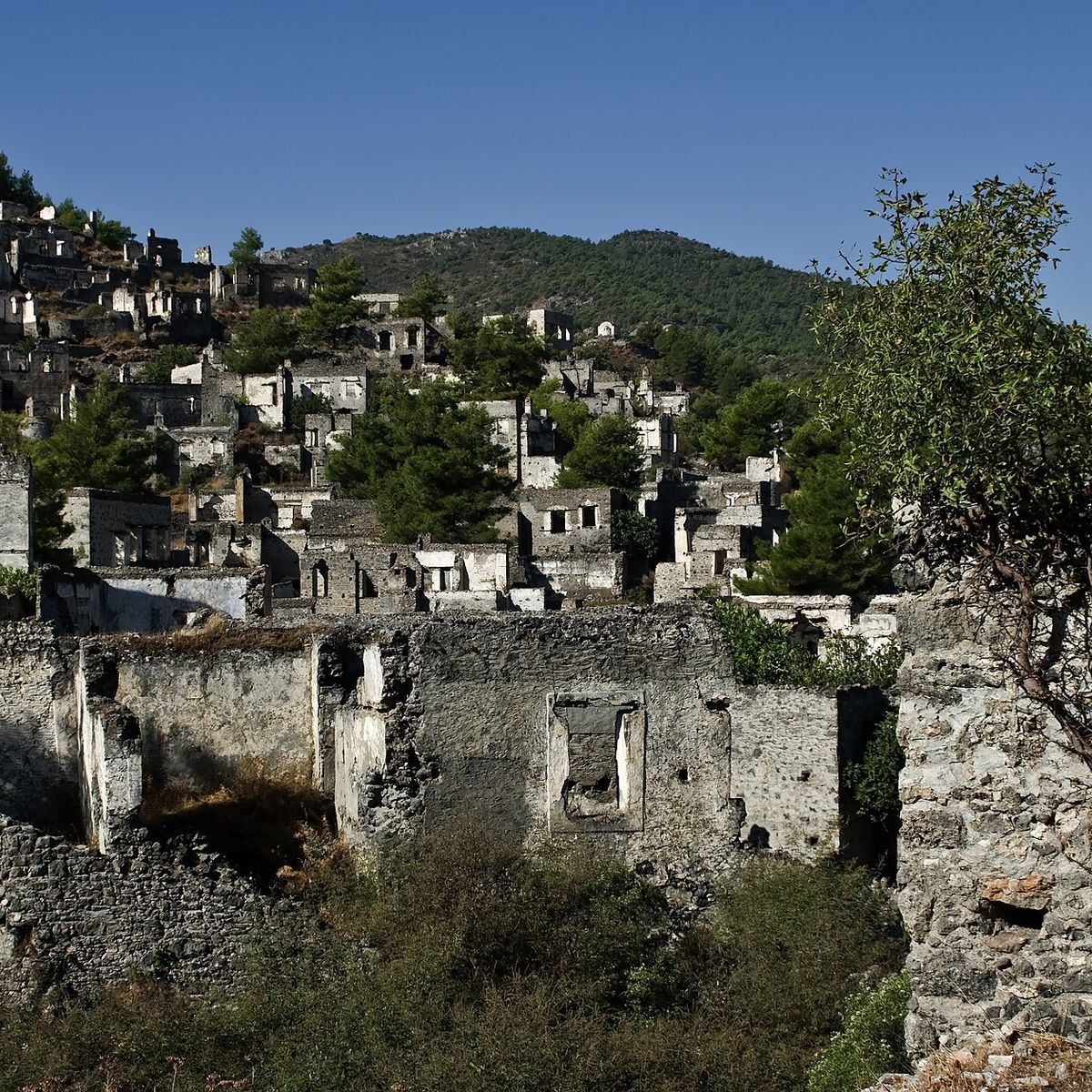 Kayaköy Gezilecek Yerler: Terk Edilmiş Rum Köyü ve Fethiye R
