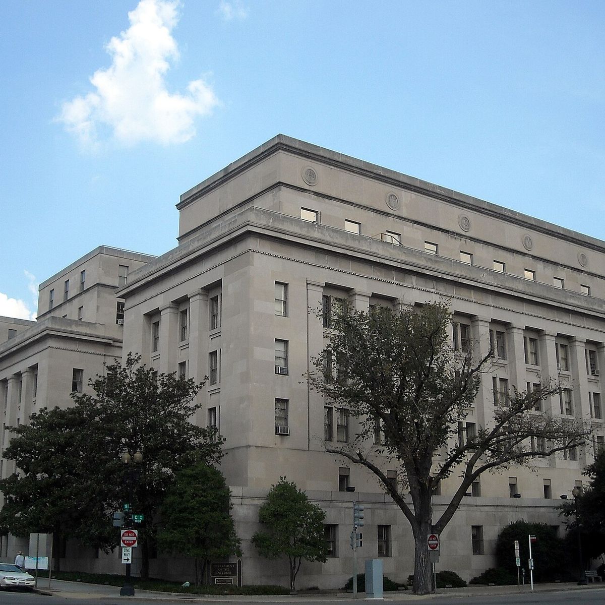 Mini Cooper'ı Tasarlayan Adam Aslında İzmirli miydi? İşte Si