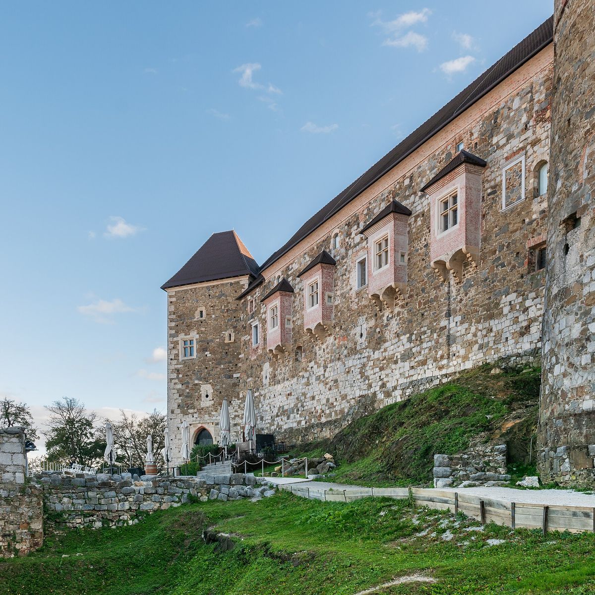 Slovenya Hostel Rehberi: Ljubljana ve Bled’de Uygun Konaklam
