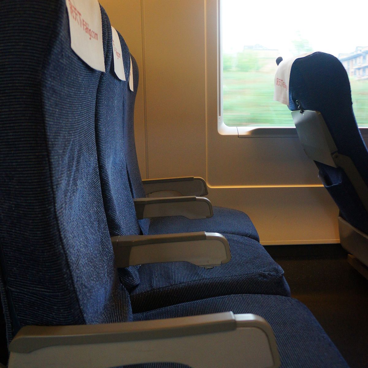 Uzun Otobüs ve Tren Yolculuğunda Konfor: Saatler Süren Yolcu