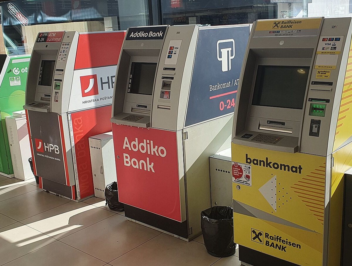 Yurt Dışında ATM’den Para Çekmek Mantıklı mı? Komisyon ve Ku