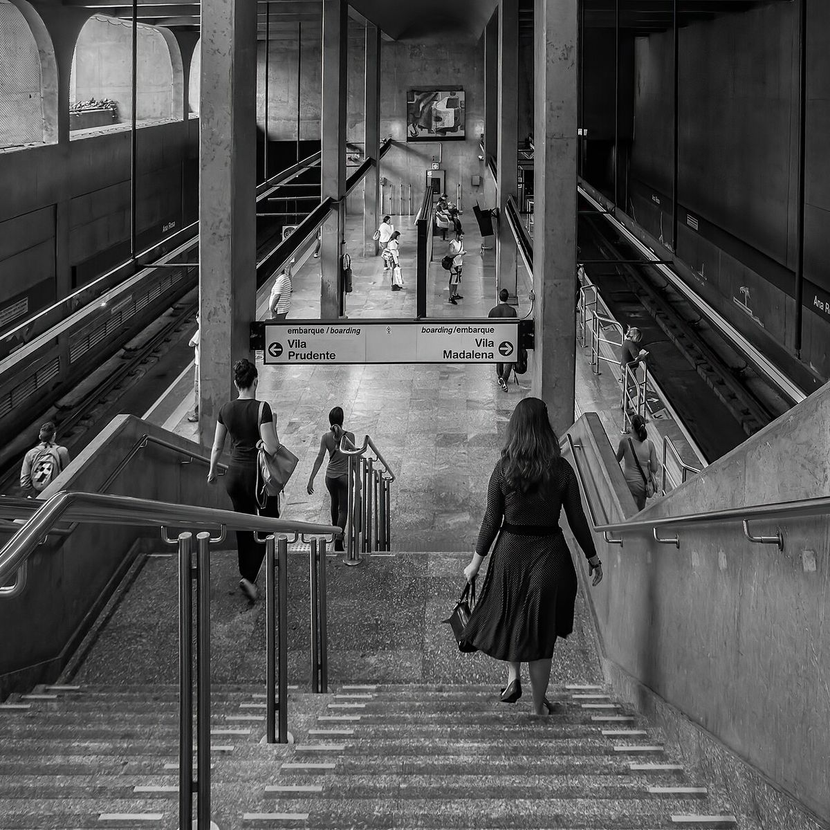 Yurt Dışında Toplu Taşımada Güvenlik: Metro ve Otobüs Rehber
